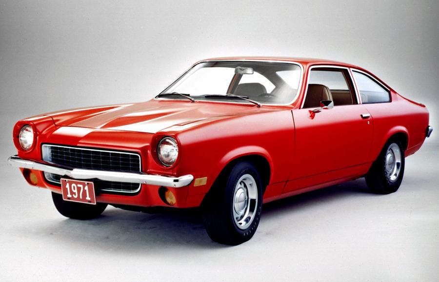  Chevrolet Vega Hatchback Coupe (4177) 1971 года  (фото 3 из 9)